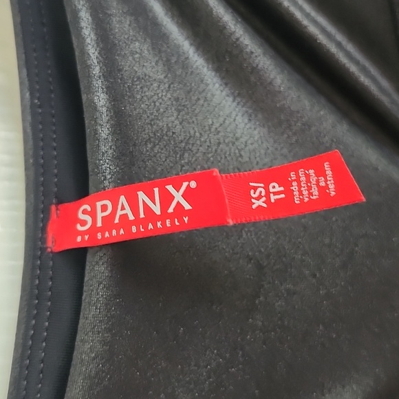 Spanx Faux Leather Leggings Size xs - Picture 4 of 10